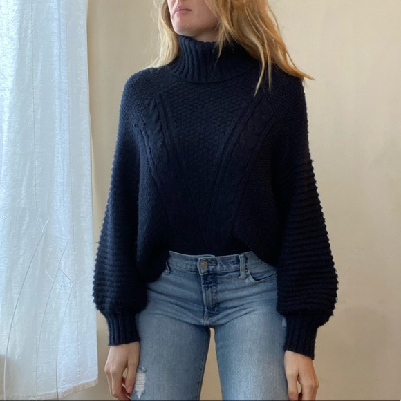Abercrombie & Fitch Sweaters - abercrombie• chunky knit turtleneck